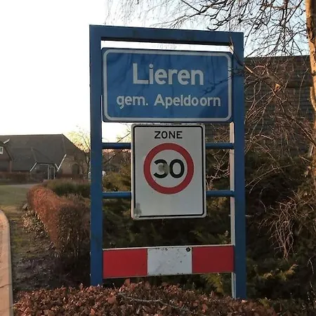 Gezellige Jaren '30 Woning Op De Veluwe בית נופש Lieren